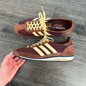Adidas Originals SL 72 Sneakers in burgundy/ brown/yellow – Women’s 8